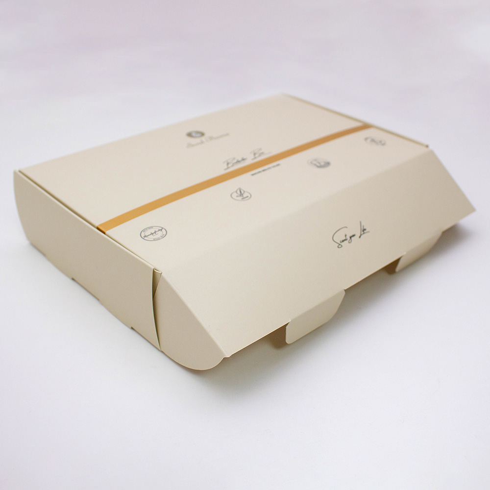 White-Card-Foldable-Customized-Packaging-Box4.jpg