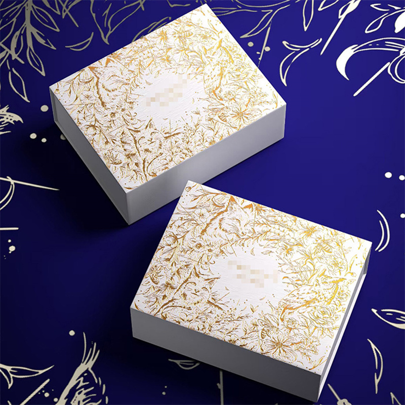 Customized Specialty Paper Stamping Book Type Fold03.jpg