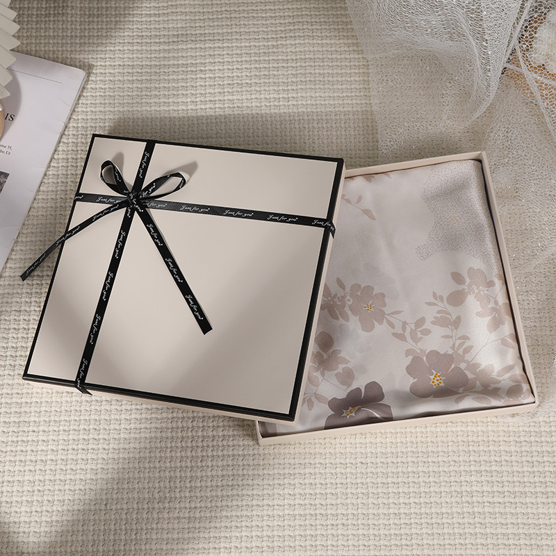 Personalized Specialty Paper Silk Scarf Packaging Box (3).jpg