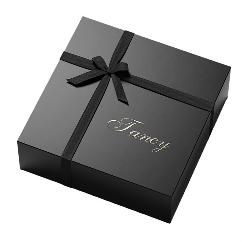 Customized Bow Stamping Perfume Gift Boxes With In05.jpg