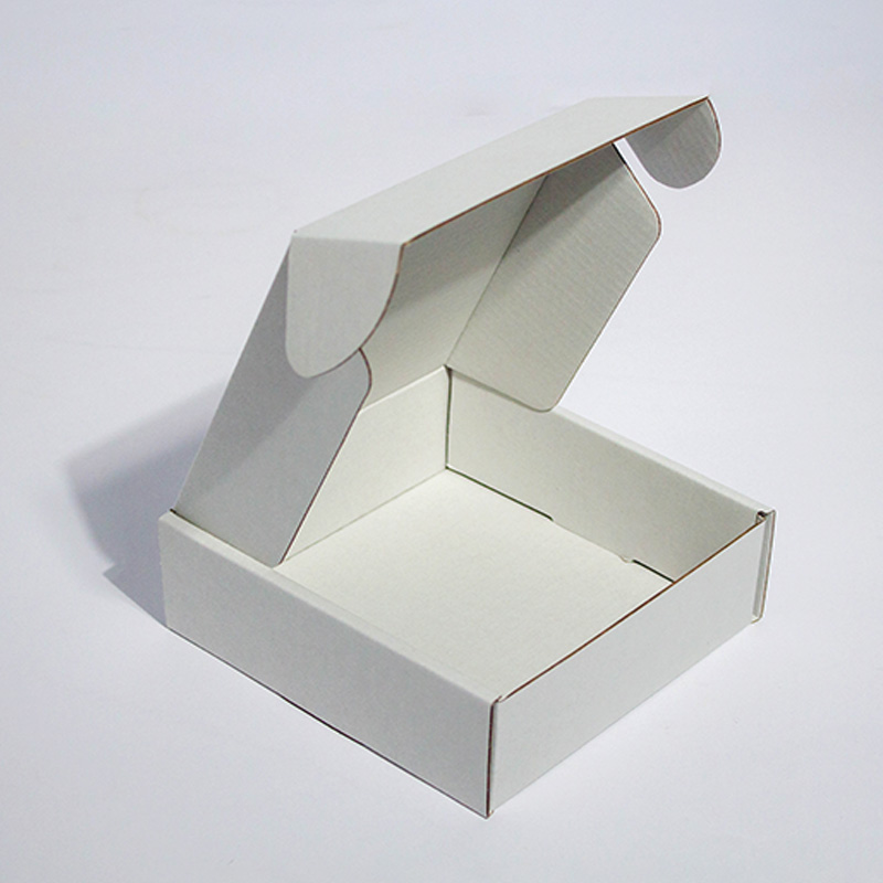 Custom Printed Necklace Shipping Flat Cardboard White Jewelry Mailer Boxes2.jpg