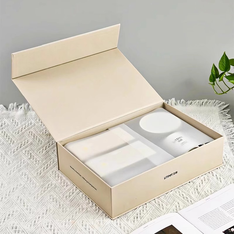 Customized Personalised Book Type Flat Pack Gift Boxes Magnetic (4).jpg