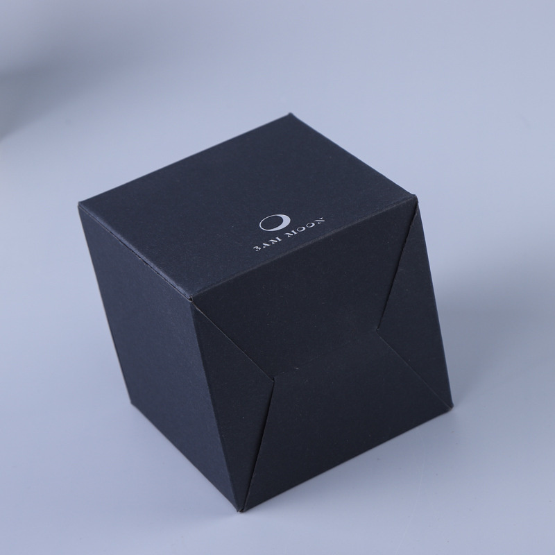 Customized Black Card With Foldable Silver Foil St02.jpg