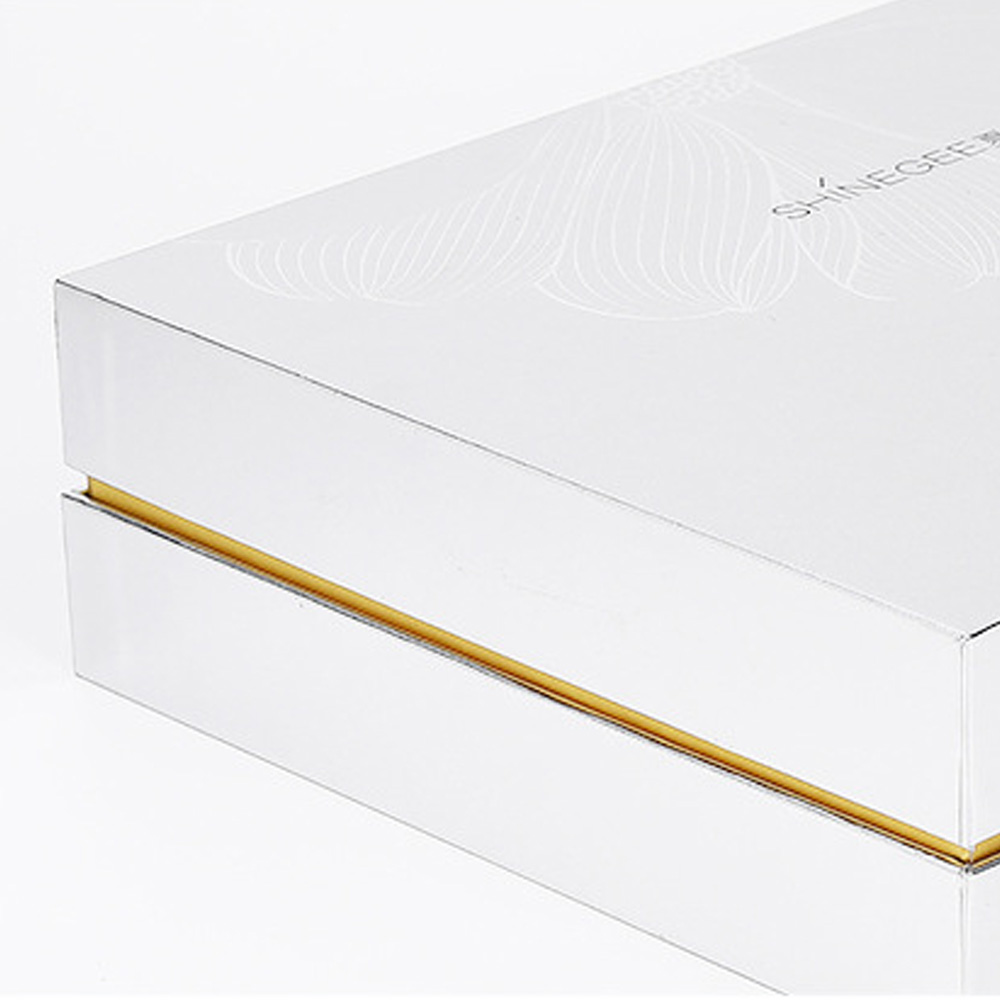 Custom Uv Printing Rigid Cardboard Makeup Skin Care Satin Lined Packaging Gift Box4.jpg